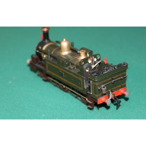 47 - A fine quality white metal/brass OO gauge 2-rail electric Great Western Class 633 0-6-0 Condensing T... 