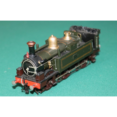 47 - A fine quality white metal/brass OO gauge 2-rail electric Great Western Class 633 0-6-0 Condensing T... 