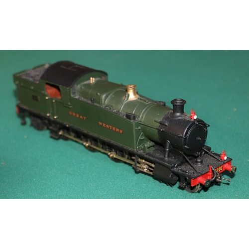 48 - A fine quality white metal/brass OO gauge 2-rail electric GWR Class 7200 2-8-2 heavy freight tank Lo... 