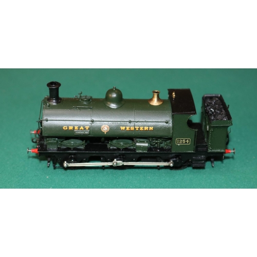 57 - A fine quality brass OO gauge 2-rail electric Great Western outside frame 0-6-0 tank locomotive. RN ... 