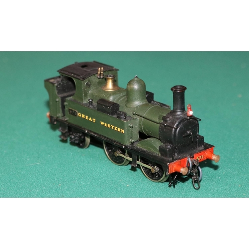 58 - A fine quality brass OO gauge 2-ril electric Great Western 0-4-2 tank locomotive, RN 571. In unlined... 