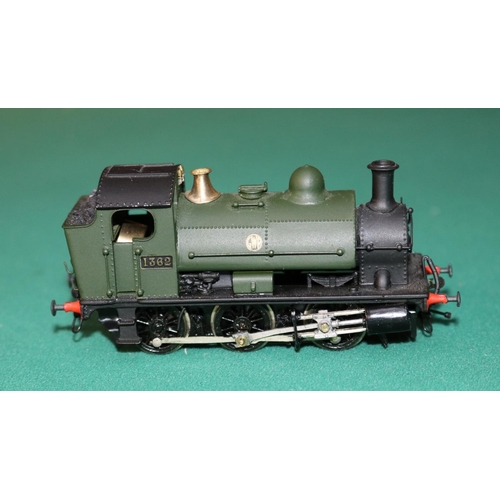 59 - A fine quality white metal/brass OO gauge 2-rail electric G.W.R. outside cylinder 0-6-0 Saddle Tank ... 