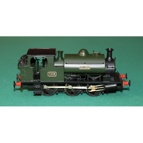 60 - A fine quality brass OO gauge 2-rail electric Great Western 0-6-0 outside cylinder saddle tank locom... 