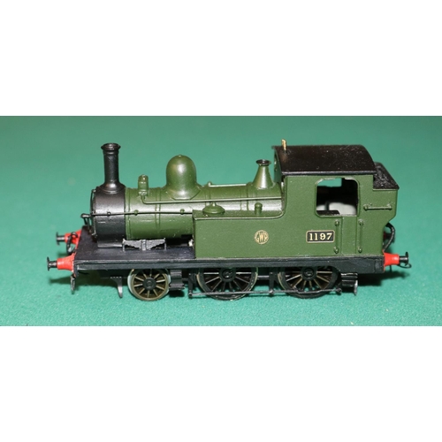 66 - A OO gauge 2-rail electric brass kit built GWR 2-4-0 tank locomotive, RN 1197. Sharp-Stewart design ... 