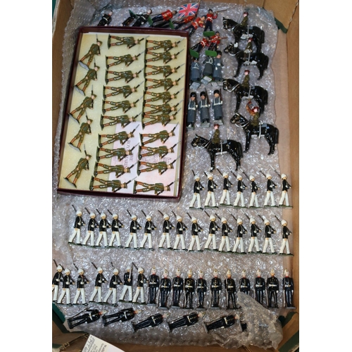 96 - Quantity of modern issue white metal soldiers. Includes various makes. Some mounted and others on fo... 