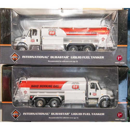 261 - 14 U.S. trucks and vans. ERTL 1:34 1931 Hawkeye Wrecker Bank. ERTL Collectibles 1:25 1918 Ford Cab &... 