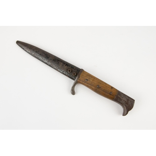 121 - A WWI German trench dagger, Nahkampfmesser, blade 6