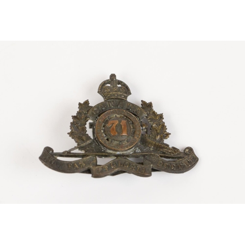 166 - WWI CEF cap badge of the 71st Overseas Field Battery Canadian Field Artillery, with three original p... 