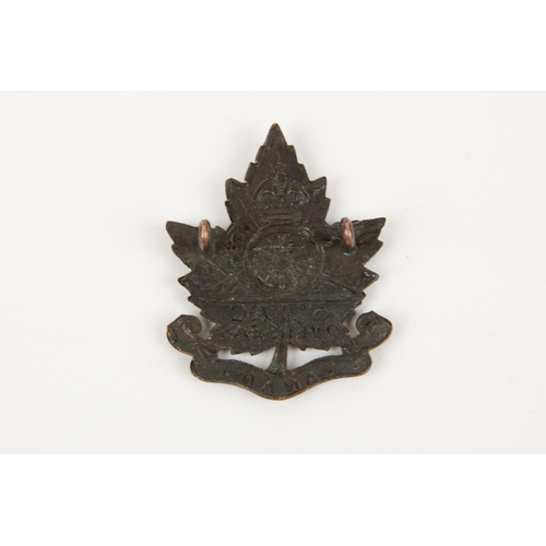 191 - A WWI CEF cap badge of the 3rd Divisional Ammunition Column, by Birks, GC £60-80