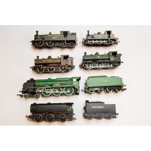 14 - 6 '00' gauge Steam Locomotives. By Hornby and Bachmann. Hornby - Southern Railway Q1 class 0-6-0 Ten... 