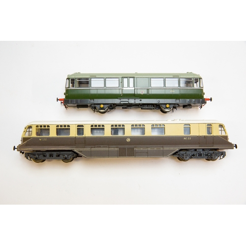 18 - 2 '00' gauge Diesel Railbus / Railcars. A Heljan BR Waggon und Maschinenbau 4-wheel Railbus, RN E799... 