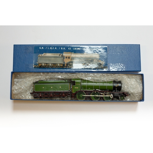 26 - A kit built OO electric GNR Class K3 2-6-0 tender locomotive. 1002, in lined green livery with maroo... 