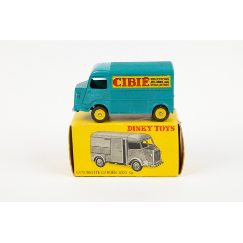 273 - French Dinky Toys Camionnette Citroen 1200Kg (561). An example in blue CIBIE livery, with dished spu... 