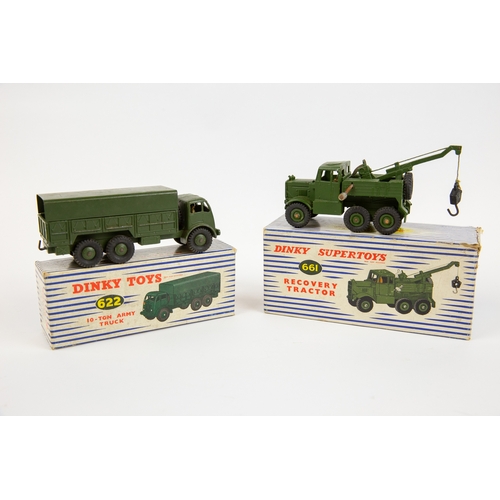 351 - 2 Dinky toys Military vehicles. No.622 10-ton army truck, together with No.661 Recovery tractor. Bot... 