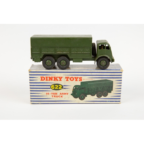 351 - 2 Dinky toys Military vehicles. No.622 10-ton army truck, together with No.661 Recovery tractor. Bot... 