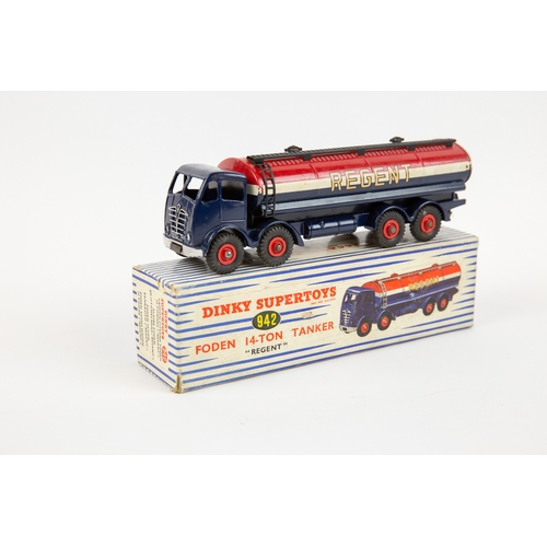 400 - Dinky Supertoys Foden Regent Tanker (942). In red, white and blue livery, with red wheels. Boxed, so... 