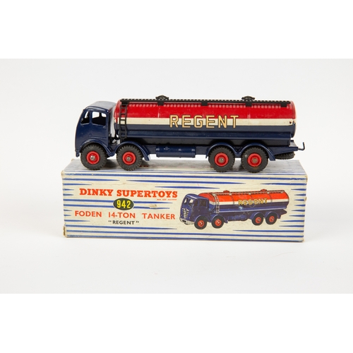 400 - Dinky Supertoys Foden Regent Tanker (942). In red, white and blue livery, with red wheels. Boxed, so... 