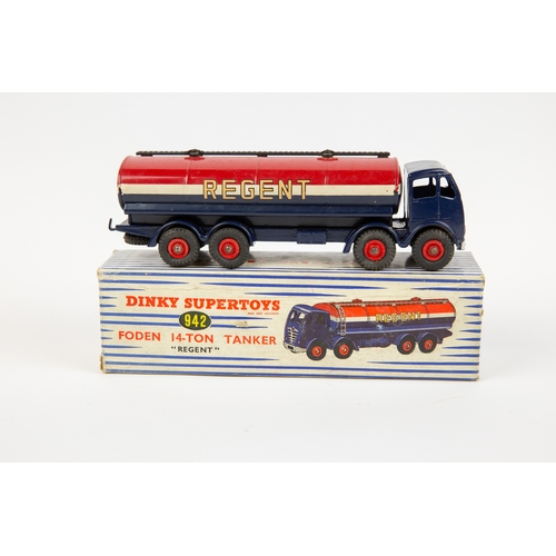 400 - Dinky Supertoys Foden Regent Tanker (942). In red, white and blue livery, with red wheels. Boxed, so... 