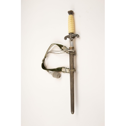 105 - A Third Reich Army officer's dagger, by Alcoso, Solingen, with silver plated hilt and scabbard, hang... 