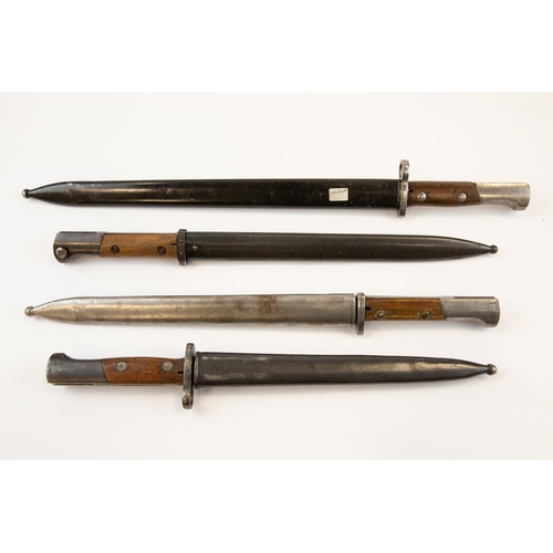 283 - 4 Continental Mauser bayonets, all with steel scabbards. GC £90-110