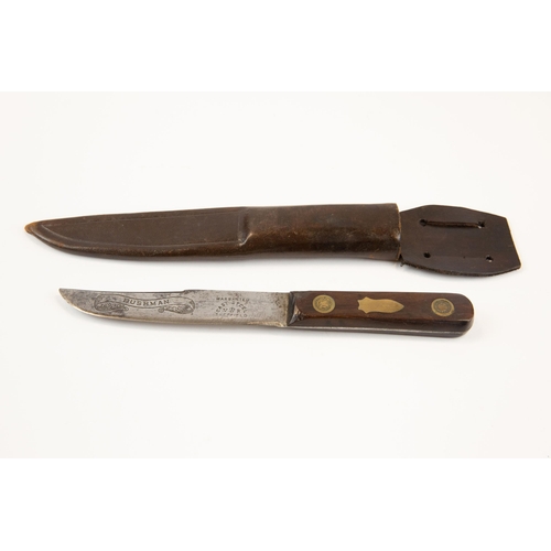 299 - A late 19th century hunting knife, blade 5