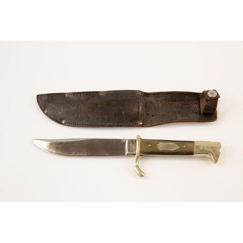 300 - A William Rodgers hunting knife, blade 5