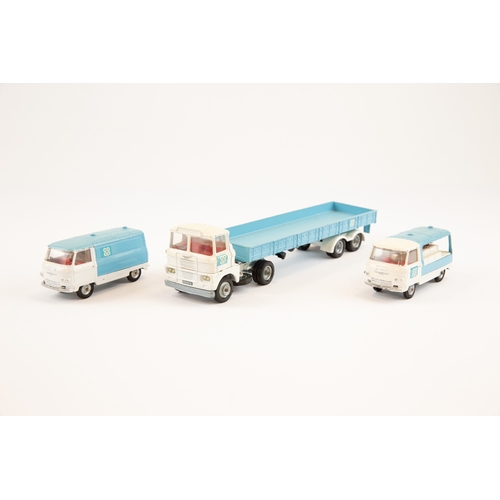 290 - Corgi Toys Promotional Gift Set. Scammell Co-Op Set (1151). Comprising 3 vehicles all in light blue ... 