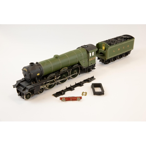 40 - The made-up parts of a kit built O Gauge model of an LNER 4-6-2 