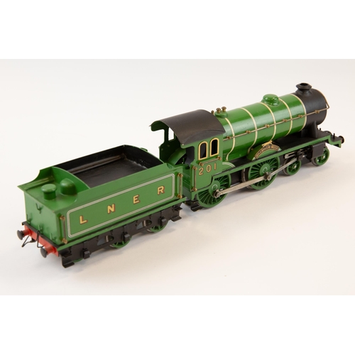 46 - A restored Hornby style O Gauge 3-rail LNER 4-4-0 Tender Locomotive 