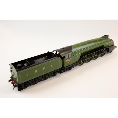 49 - L.H. Loveless & Co 2-rail O gauge Class P2 LNER 2-8-2 Streamlined locomotive and 8 wheeled tender, 