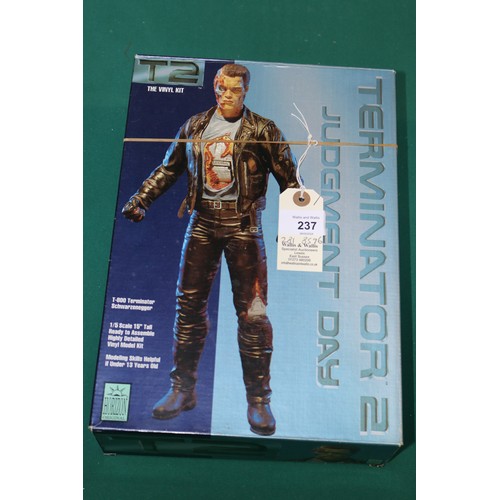 237 - Horizon Terminator 2 Judgement Day T800 Terminator, Schwarzenegger. 15 scale 15