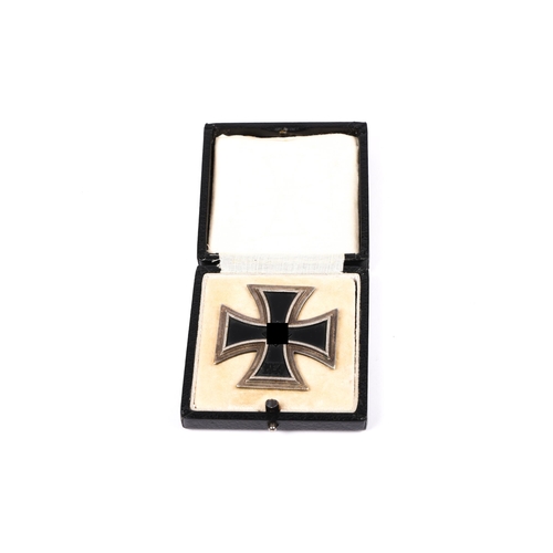 46 - A 1939 Iron Cross 1st class, the pin stamped 