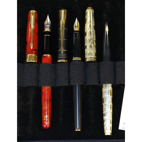 442 - 3 Parker Fountain Pens. A Sonnet Vision Laque De Chine, in Chinese red lacquer. With gold nib and de... 