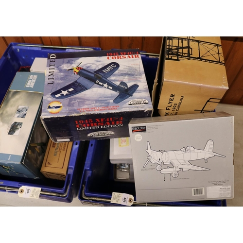 486 - 12 die-cast Model Aircraft etc. 4x SpecCast series Collector Banks-  3x F4U-1 Corsair and a resin At... 