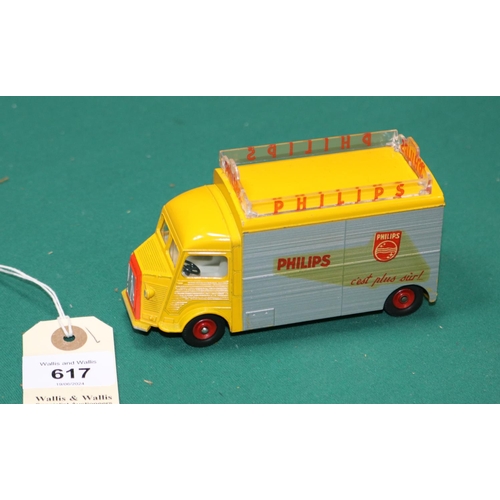 617 - A French Dinky Toys Citroen 1200K Carrosserie Currus 'Phillips' Display Van (587). In yellow and sil... 