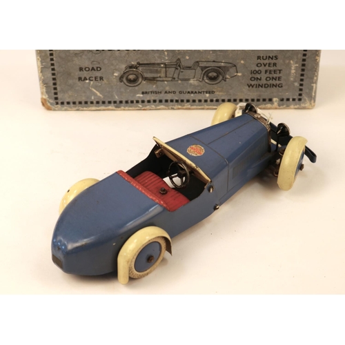 643 - A rare 1930's Meccano Motor Car Model No.3. (Compatible with No.1 motorcar constructor parts). An ex... 