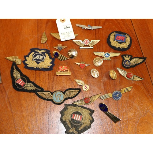 28 - Selection of civil aviation badges, including wings, cap badges, souvenir wings, Laker, Dan Air, Cal... 