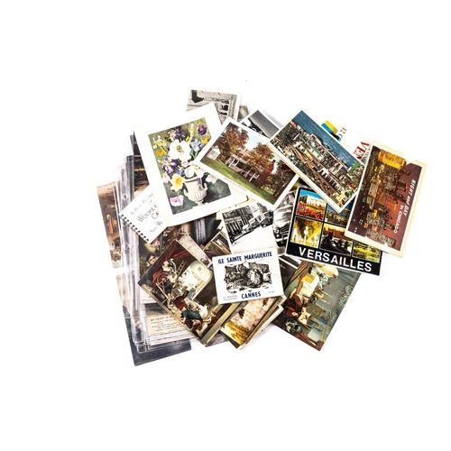 13 - A large quantity of postcards, various subject matter, some in albums, GC £40-60