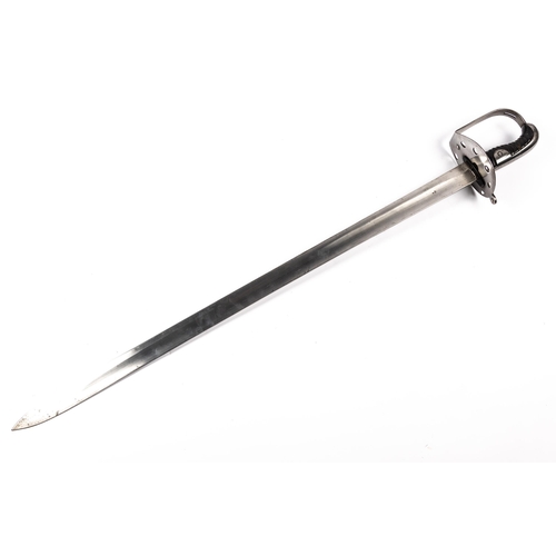 380 - A 1796 pattern heavy cavalry trooper's sword, broad blade 33