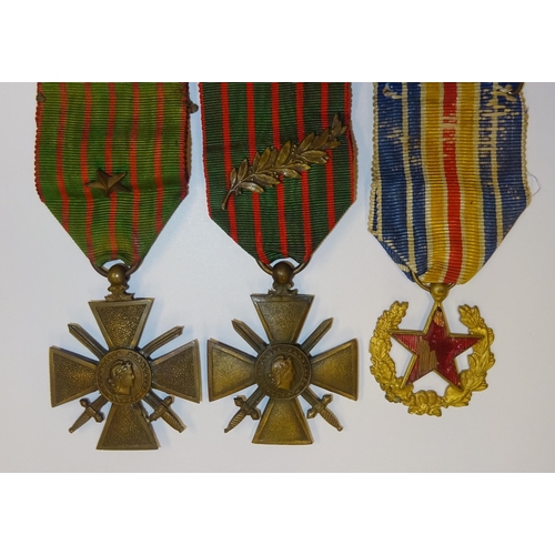 77 - France: Croix de Guerre 1916-1917, with 1 star to ribbon, mounted on an award document to M...Pescha... 