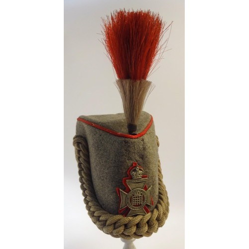 338 - A post 1902 OR's felt rifle cap of the Queen's Westminster Rifle Volunteers, WM badge, red piping, m... 