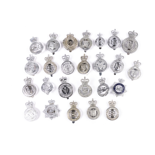 143 - 25 obsolete ERII chrome Police cap badges, comprising 14 