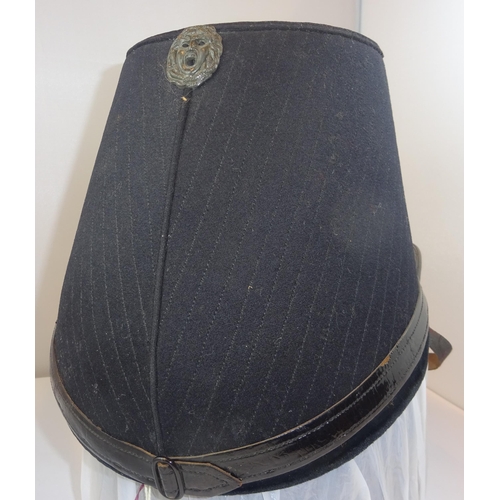 259 - An 1861 pattern officer's shako of the Royal Berkshire Militia, blue cloth diagonally stitched, fine... 