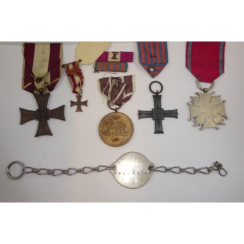 80 - Poland: Cross of Valour 1920, with miniature; Medal for the War of 1918-21; Monte Cassino medal 1944... 