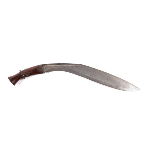 387 - An old kukri, blade 14