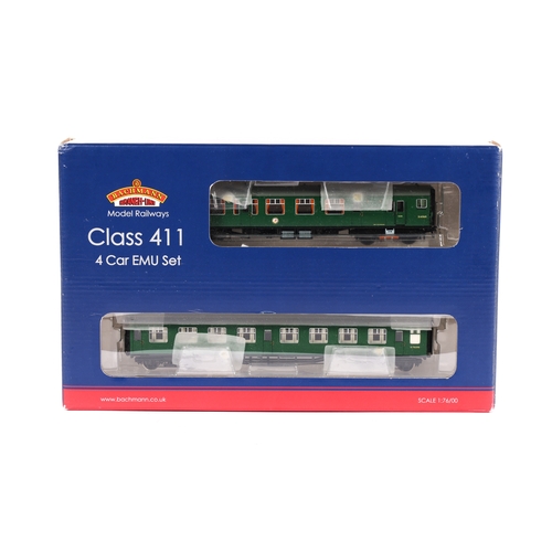 148 - A Bachmann 4-CEP 4-Car Electric Multiple Unit (EMU). (31-425A). 7141 in late SR Multiple Unit Green.... 