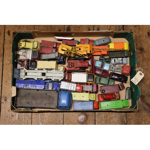 163 - Quantity of loose various makes. Includes mainly Dinky, Corgi, Corgi Juniors, Matchbox and other mak... 