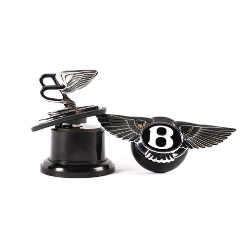 23 - A Bentley flying 