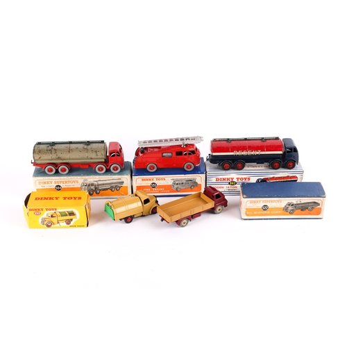 367 - 5 Dinky Toys. A Big Bedford Lorry (522) in maroon and tan with beige wheels. A Commer Fire Engine (5... 