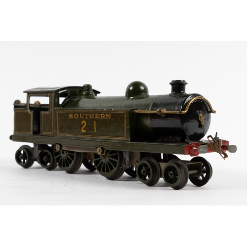 172 - Hornby O gauge No.2 Clockwork 4-4-4 tank locomotive, renumbered 21, in lined olive green Southern li... 